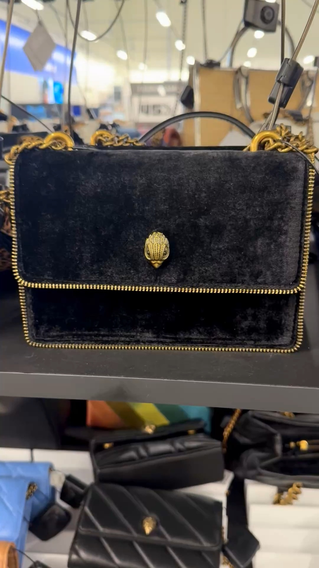 Saw this super cute Kurt Geiger bag today. I thought the zipper element was pretty cool with the black! If you are looking for a unique handbag, this is it! 

8" x 5.5" x 2.5"
12" strap drop
Magnetic-snap flap closure
Chain strap
Interior slip pocket

#LTKSaleAlert #LTKdayinmylife #LTKmomlife