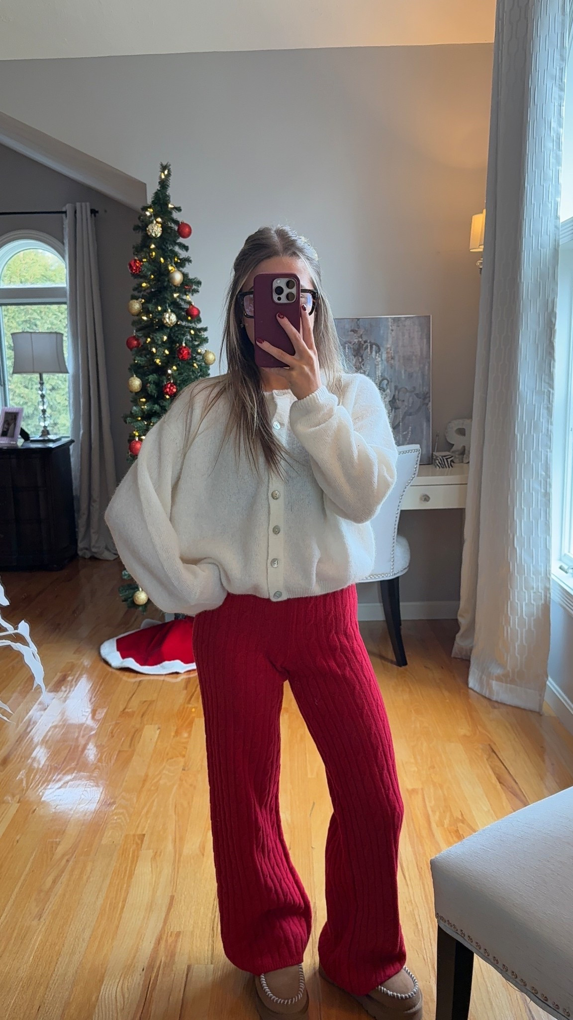 wearing a xs in sweater, and xxs in bottom! 

#LTKootd #LTKHoliday #LTKU