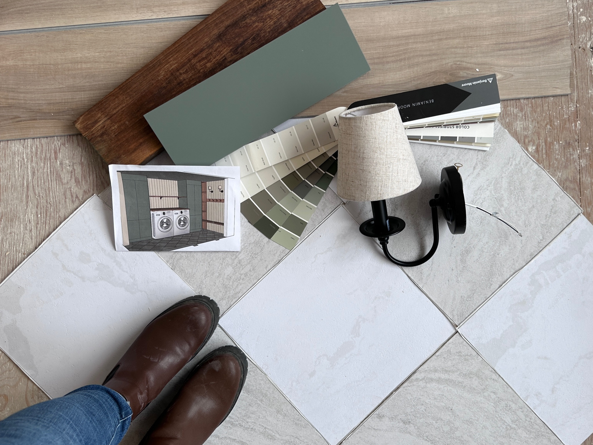 Do you have the Reno bug??? The only real cure is another project 😂😂😂

Pictured: all the beautiful items we have selected for our riverside renovation combo mudroom and laundry room!! 

All the delish design details on our YouTube channel! 