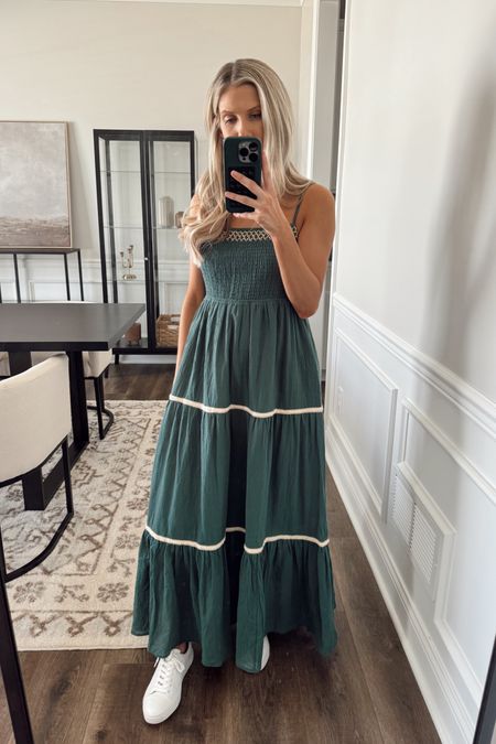Size small emerald green maxi dress @MagnoliaBoutique

#LTKbump #LTKfindsunder100