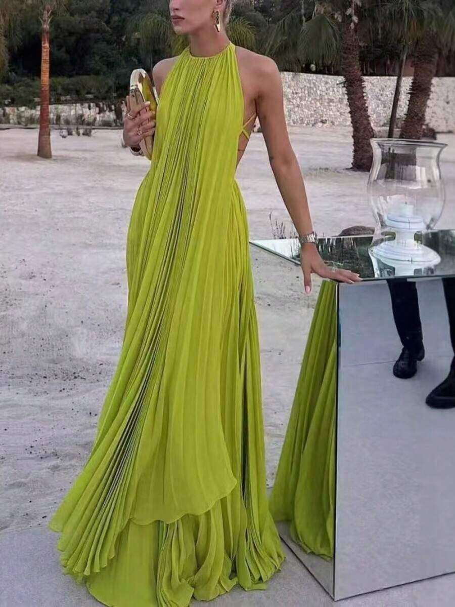 LocalSolid Color Crew Neck Sleeveless Sexy Backless Beach Skirt | SHEIN