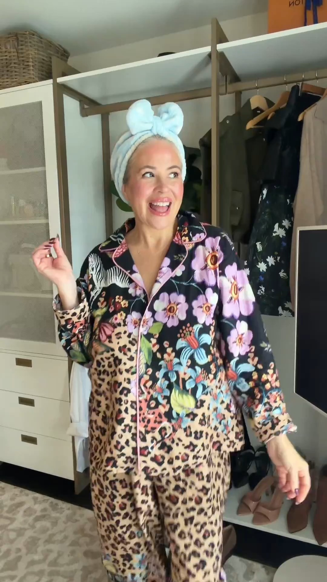 For the girls who love a classic look… ! 

Trendy fashion, cute pajamas, anthropology outfit 

#LTKHoliday #LTKootd