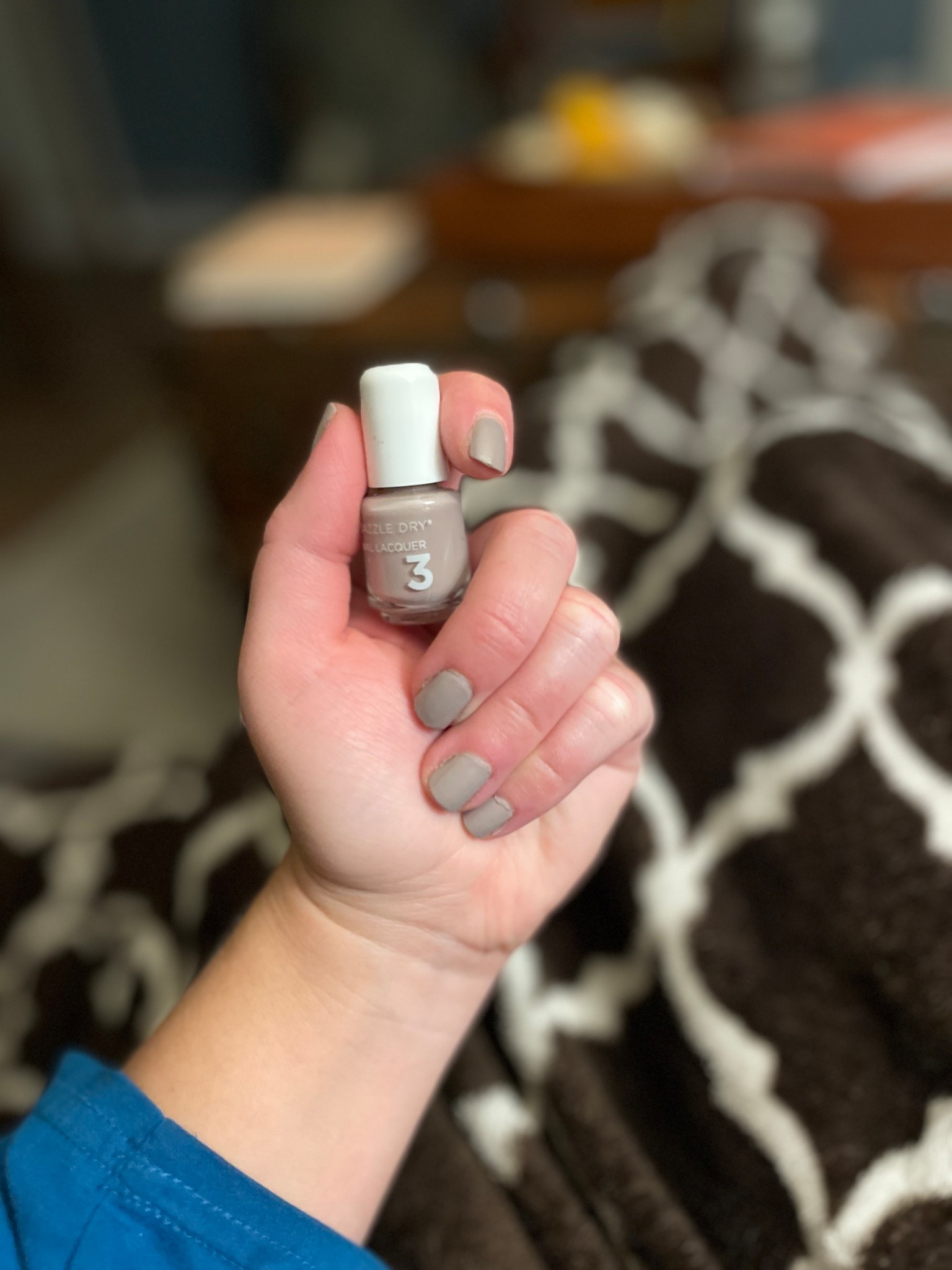 Loving this color for fall 💅🏼