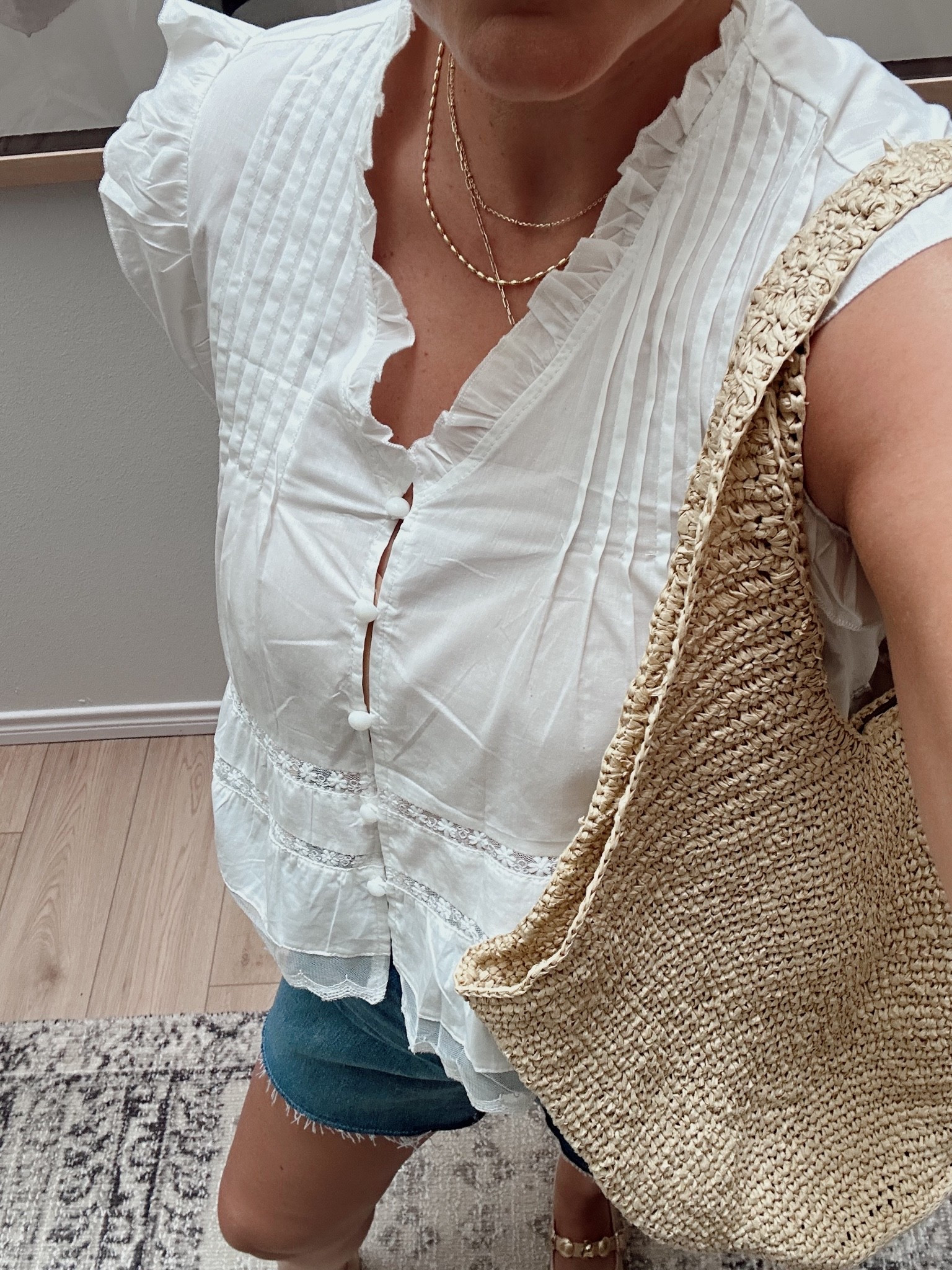 Cutest white top under $30! I’m in the large. 

I love layering this @analuisa necklaces! They’ve been my go to this summer.