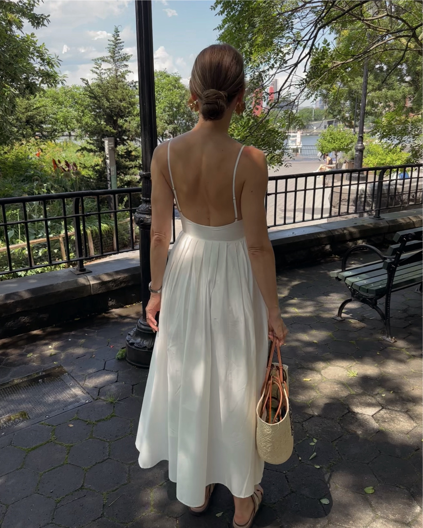 Love this feminine summer dress 🤍
Wearing size S

#LTKSeasonal #LTKStyleTip #LTKFindsUnder100