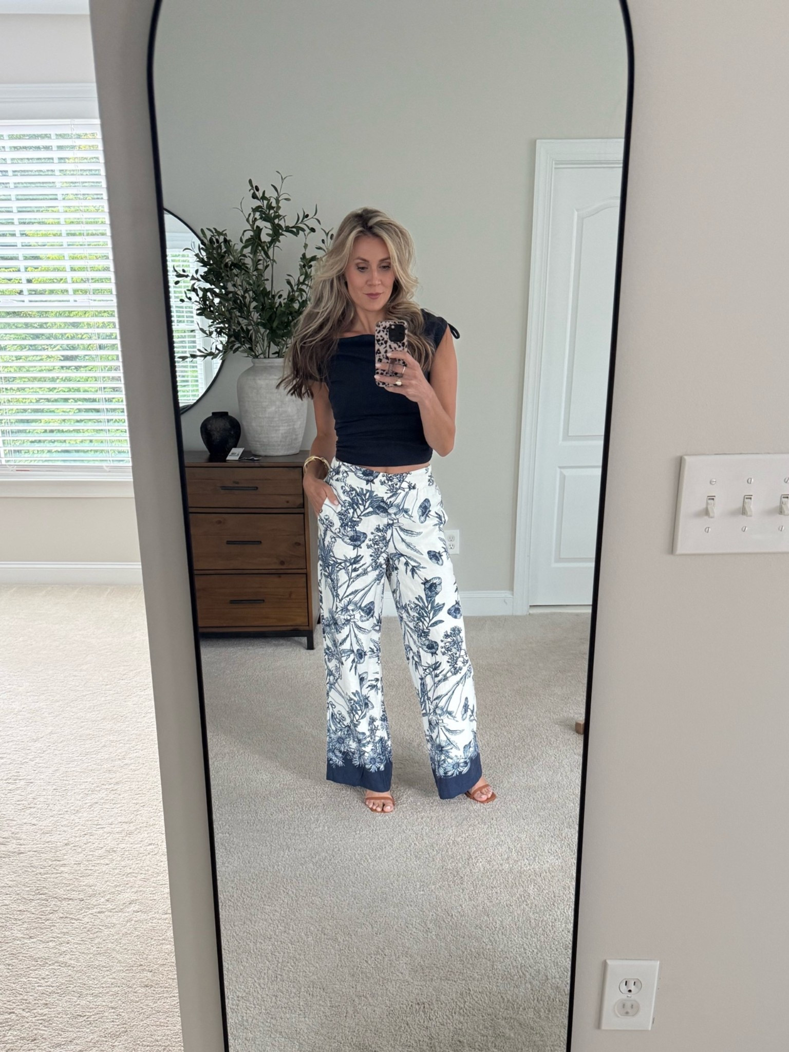 Wives event.  Comfy yet chic pull on pants.

#LTKgrwm #LTKmomlife #LTKActive