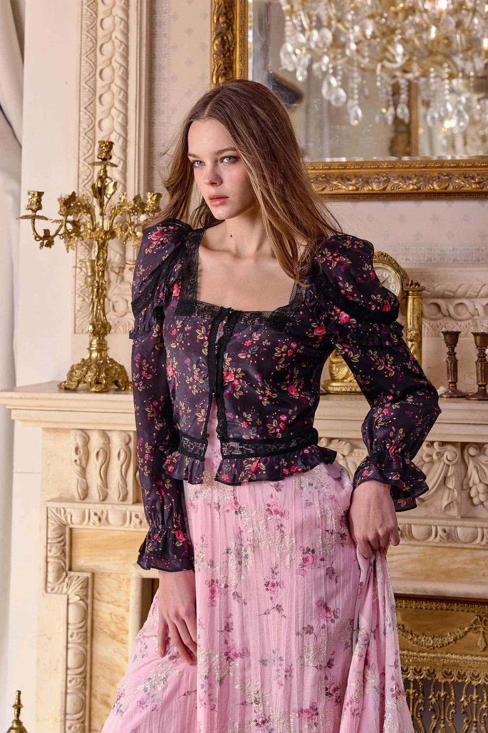 Fall outfits just got cuter 🍂 these american heiress tops are everything — cozy full sleeves, romantic silhouettes, and the sweetest floral prints. perfect for layering season and giving that effortless cozy chic vibe 🤍

#fallstyle #americanheiress #cozyoutfits #floraltop #romanticfashion #fallwardrobe #sweaterweatherstyle #ltkfall #ltkoutfits #cozystyle #fallinspo #layeringseason #casualchic #outfitideas #fallaesthetic #everydaystyle #fashioninspo 

 #LTKSeasonal #LTKU #LTKSaleAlert