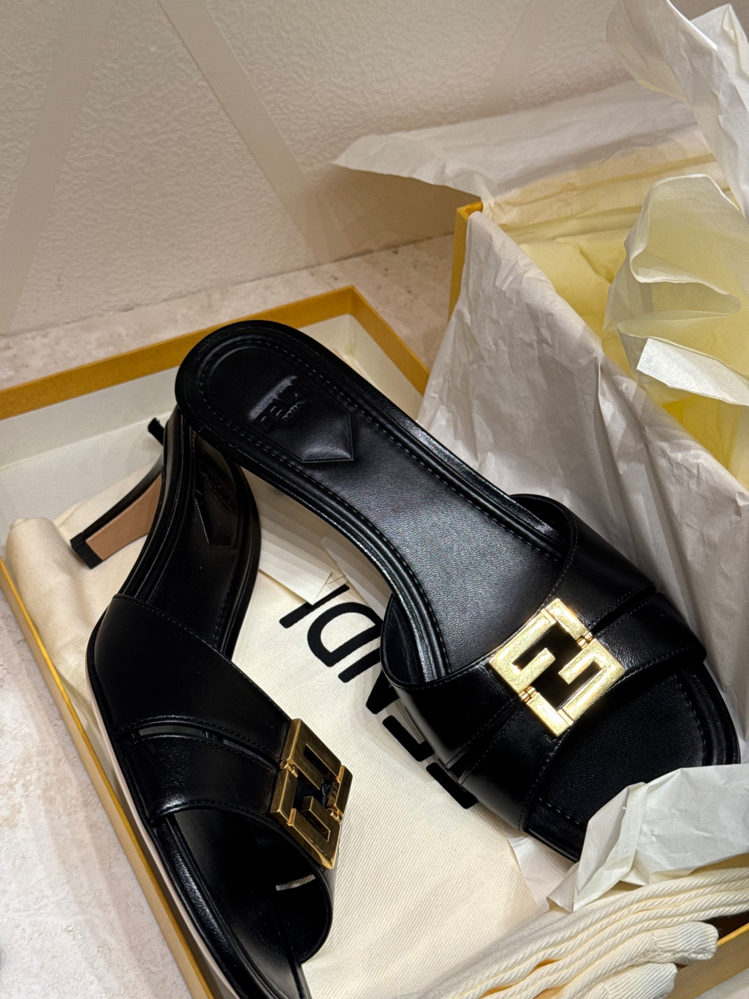 Wish list 🖤

#LTKpartywear #LTKaustralia #LTKdatenight