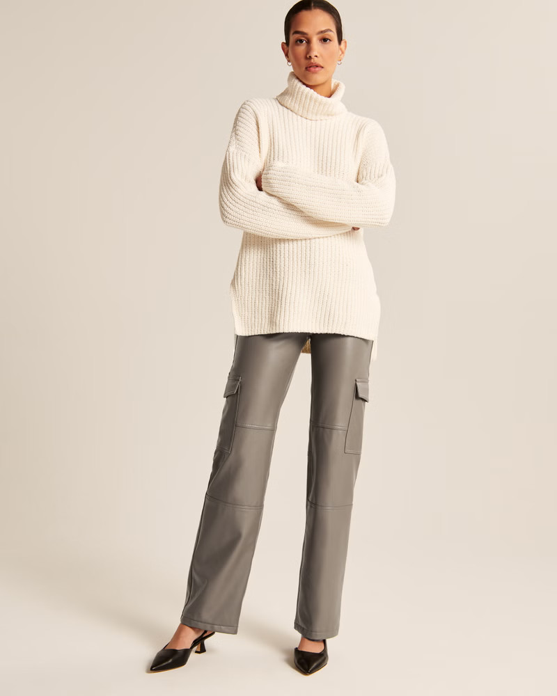 Vegan Leather Cargo 90s Relaxed Pants | Abercrombie & Fitch (US)