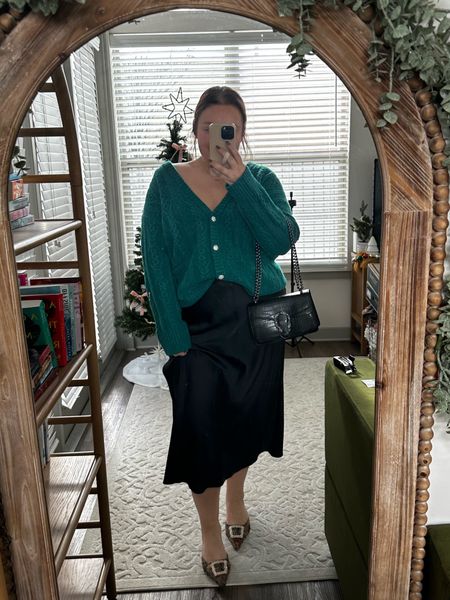 Plus size classic holiday outfit - size xxl in both! 

holiday party outfit, holiday outfit, plus size holiday outfit, festive sweater, holiday sweater

#LTKplussize #LTKHoliday #LTKstyletip