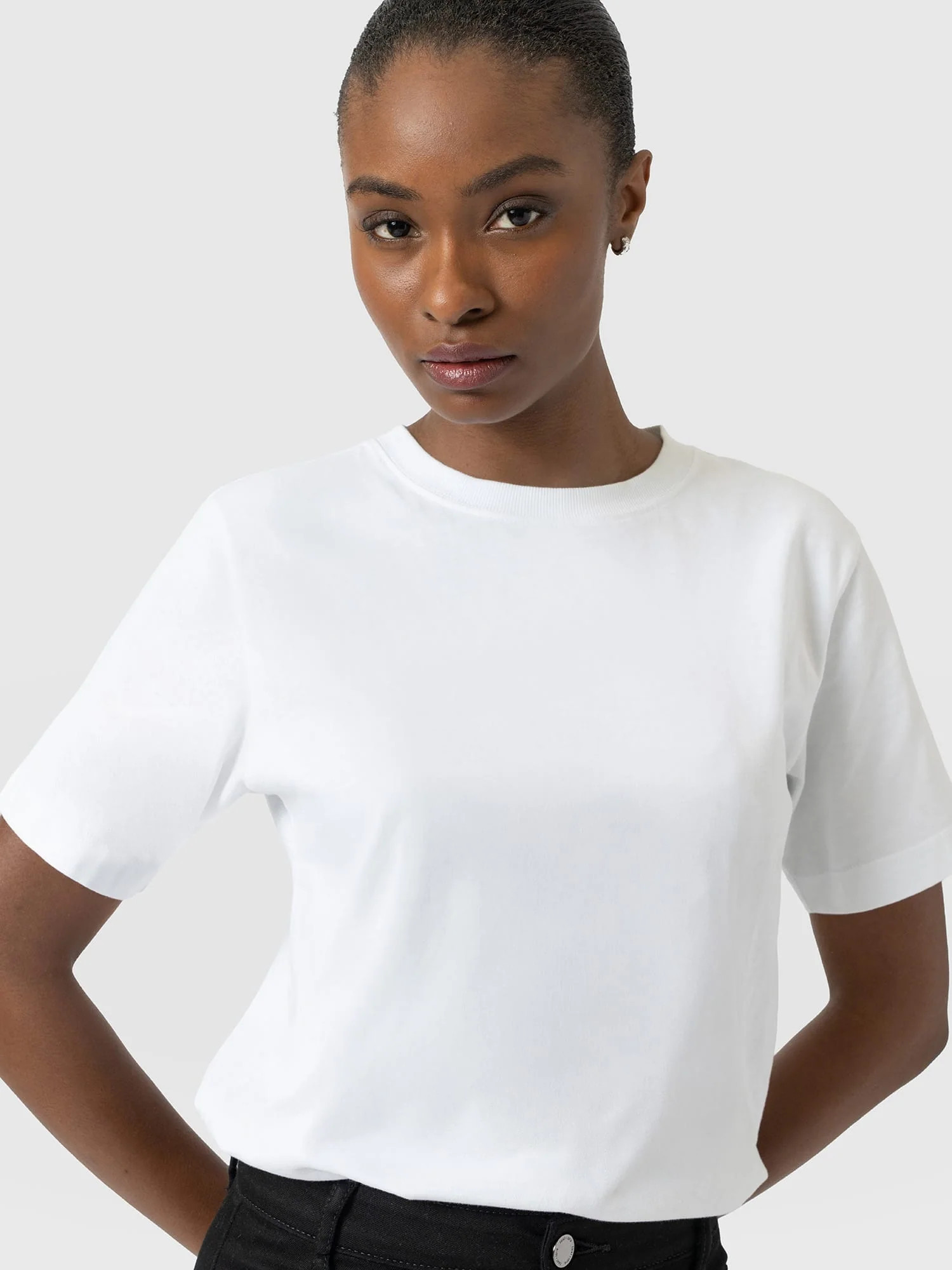 Finsbury Crew Neck Tee - White | Saint + Sofia UK