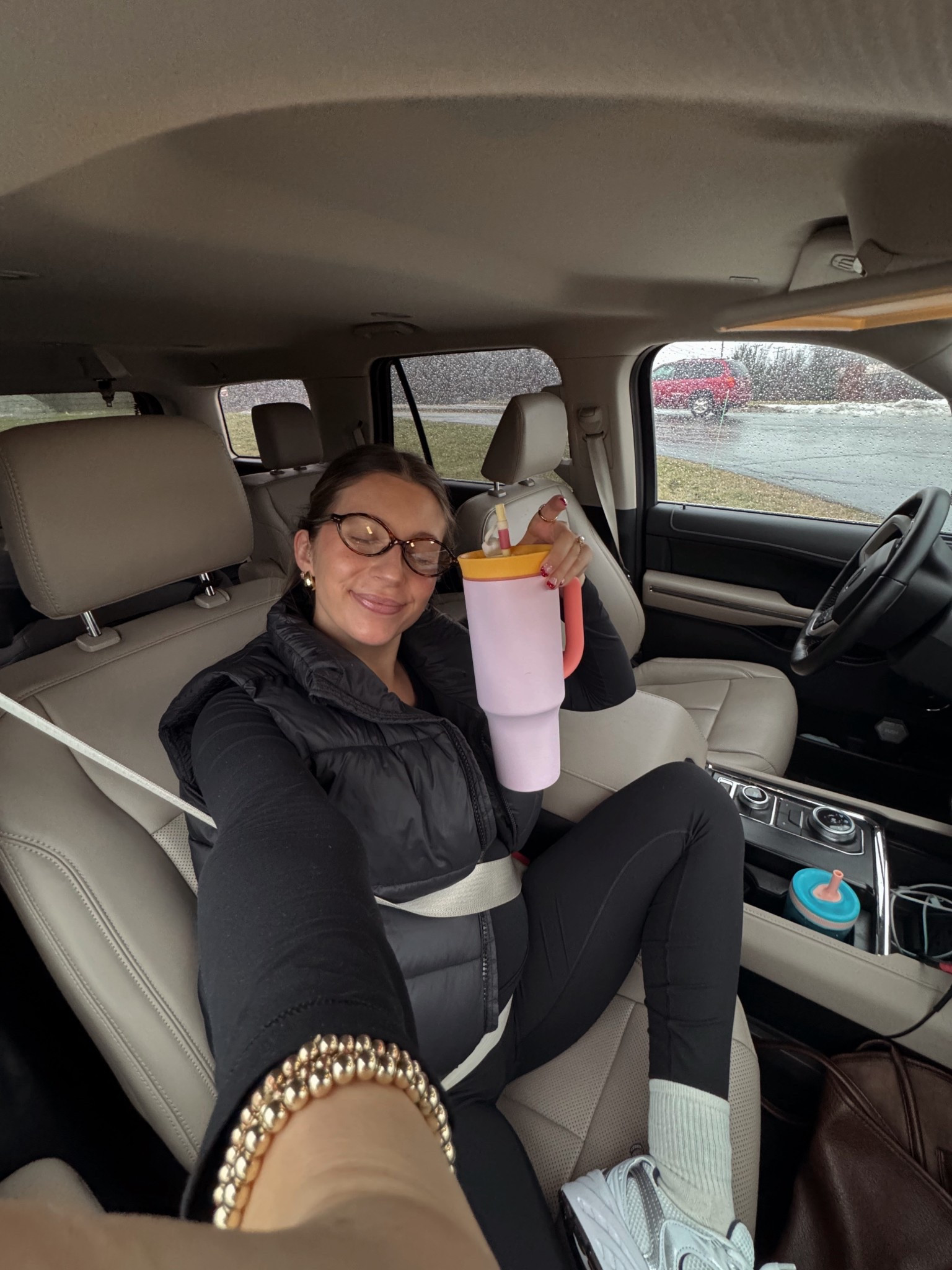 rainy & cozy mom fit!! 

#LTKFindsUnder50 #LTKgrwm #LTKmomlife