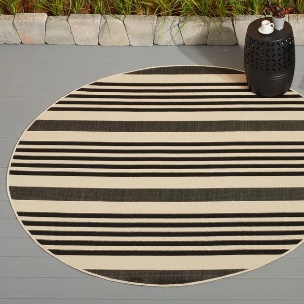 Safavieh Courtyard Stripe Black/ Bone Indoor/ Outdoor Rug | Bed Bath & Beyond