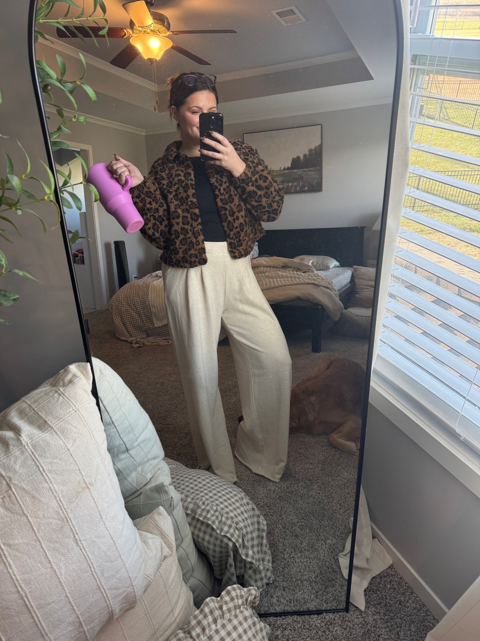 Cozy outfit for nail day 

#LTKFindsUnder100 #LTKmomlife #LTKootd