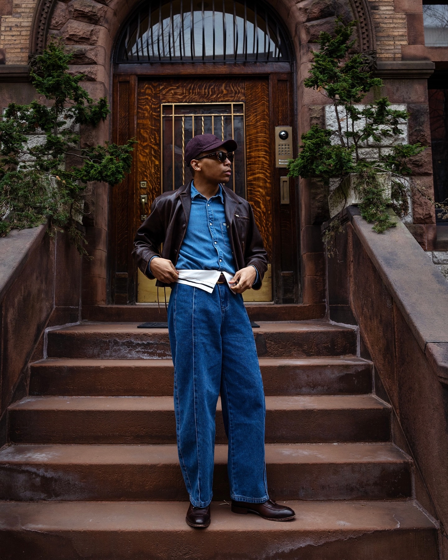 if winter insists on staying, I’ll at least make it look good ✨ 
📸 shot by @threadability 

[ @wrangler denim shirt; @projectisr_official jeans; @sandroparis leather jacket + belt; @beckettsimonon loafers; @paulsmithdesign sunglasses ]