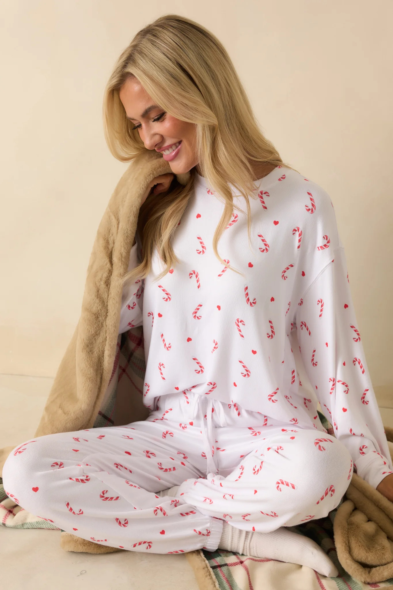 Z Supply White Knit Cozy Candy Cane Pajama Top | Red Dress
