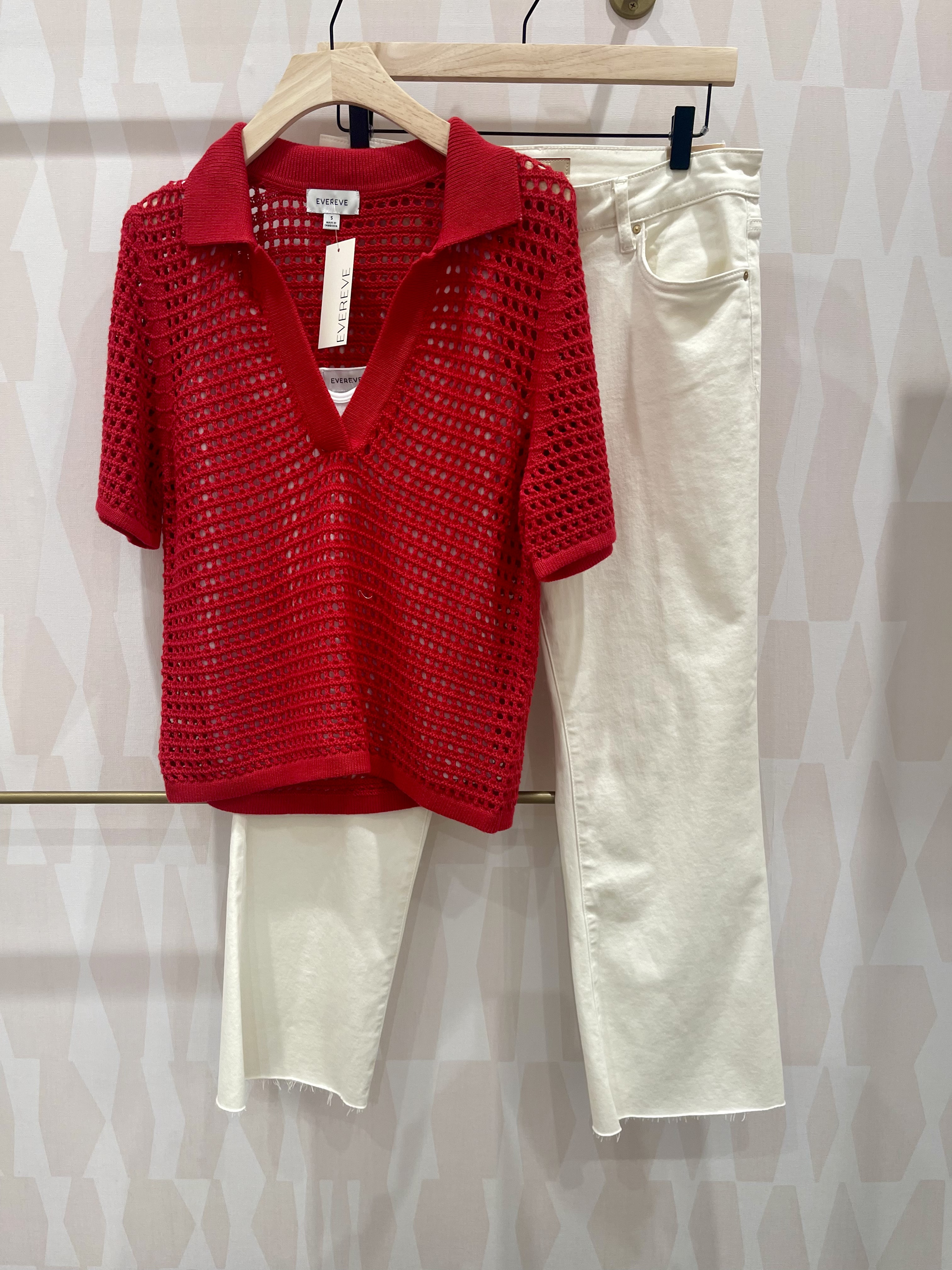 Get the Look: Memorial Day from EVEREVE

Top: M (TTS)
White Tank: L (fitted; sized up one)
Jeans: 30 (TTS)

Memorial Day outfit / outfit Inspo / July 4th / Fourth of July / America / red white and blue / summer outfit / summer style / elevated casual / casual outfit / summer looks / petite fashion / petite friendly / petite style / EVEREVE style / EVEREVE fashion

#LTKStyleTip #LTKPetite #LTKFindsUnder100