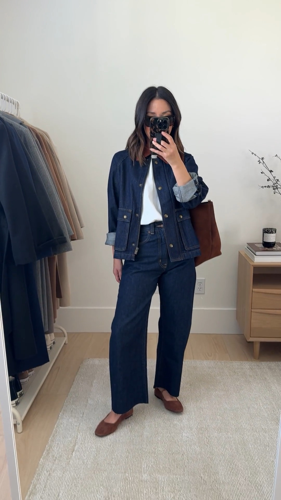 Balloon barrel jeans in this stunning dark wash. A true high rise. Cut hems. Wearing size 25, but run small. @madewell #madewell #madewellpartner #ad


#LTKPetite #LTKSeasonal #LTKSaleAlert