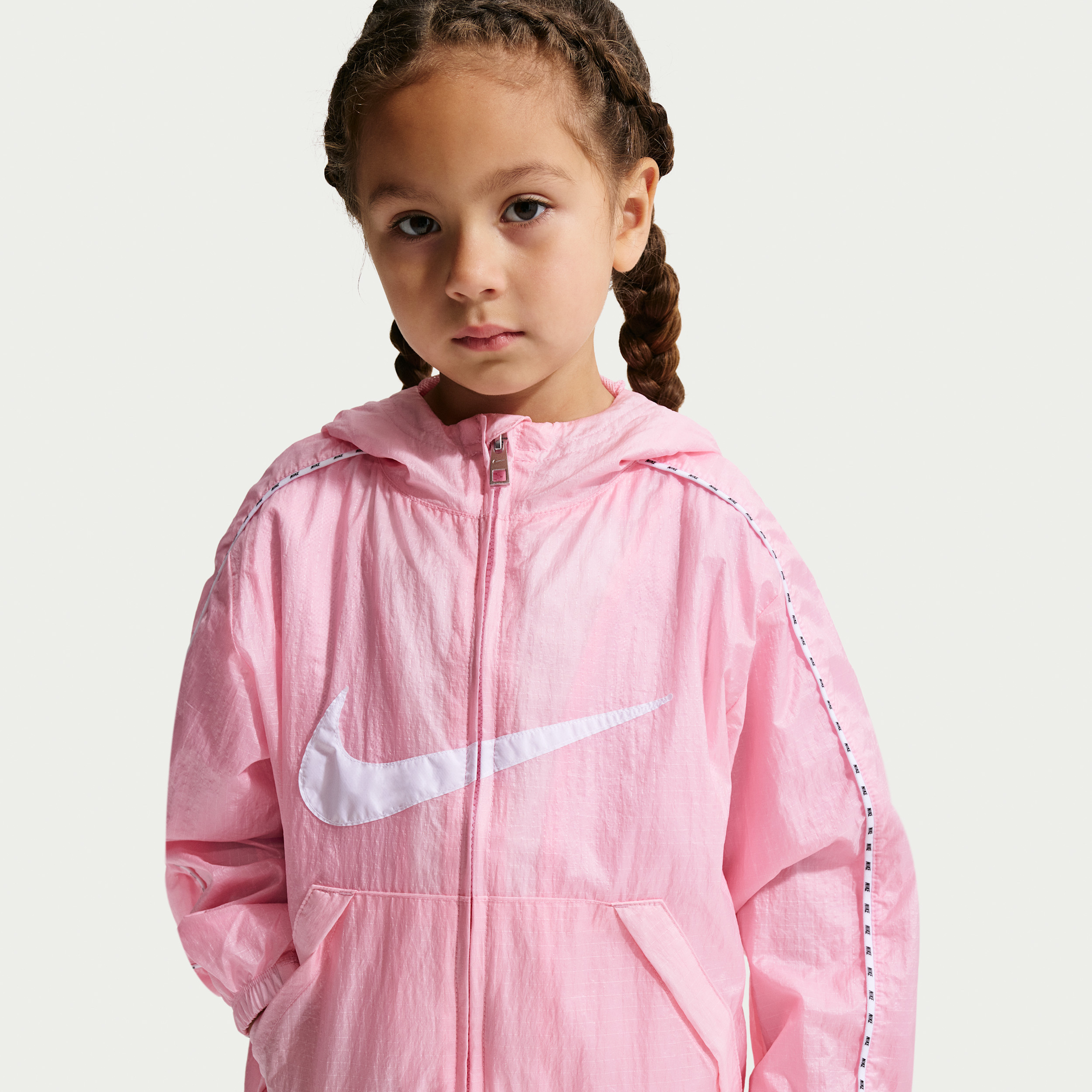 Nike Little Kids' Lightweight Translucent Ripstop Jacket in Pink | 36N559-A0W | Nike (US)