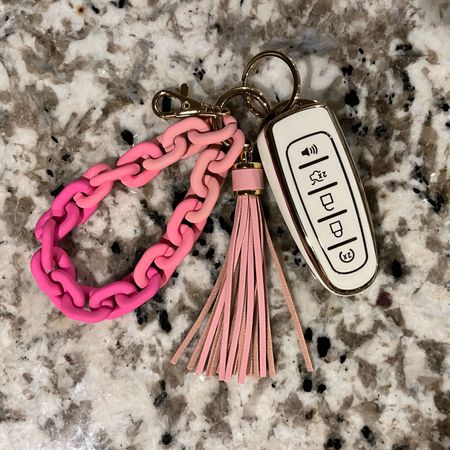 My car keys have never looked this cool!! 😍😍😍 