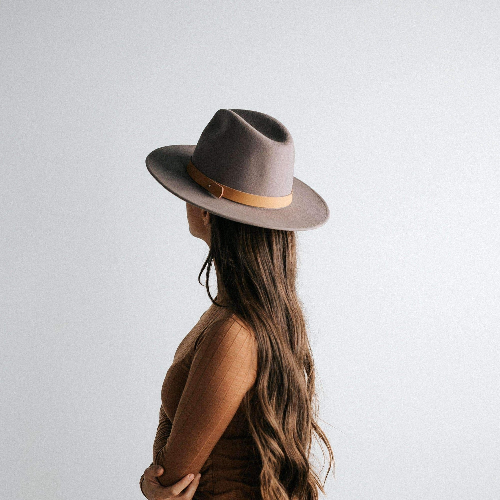 Wes Fedora - Light Grey | Gigi Pip
