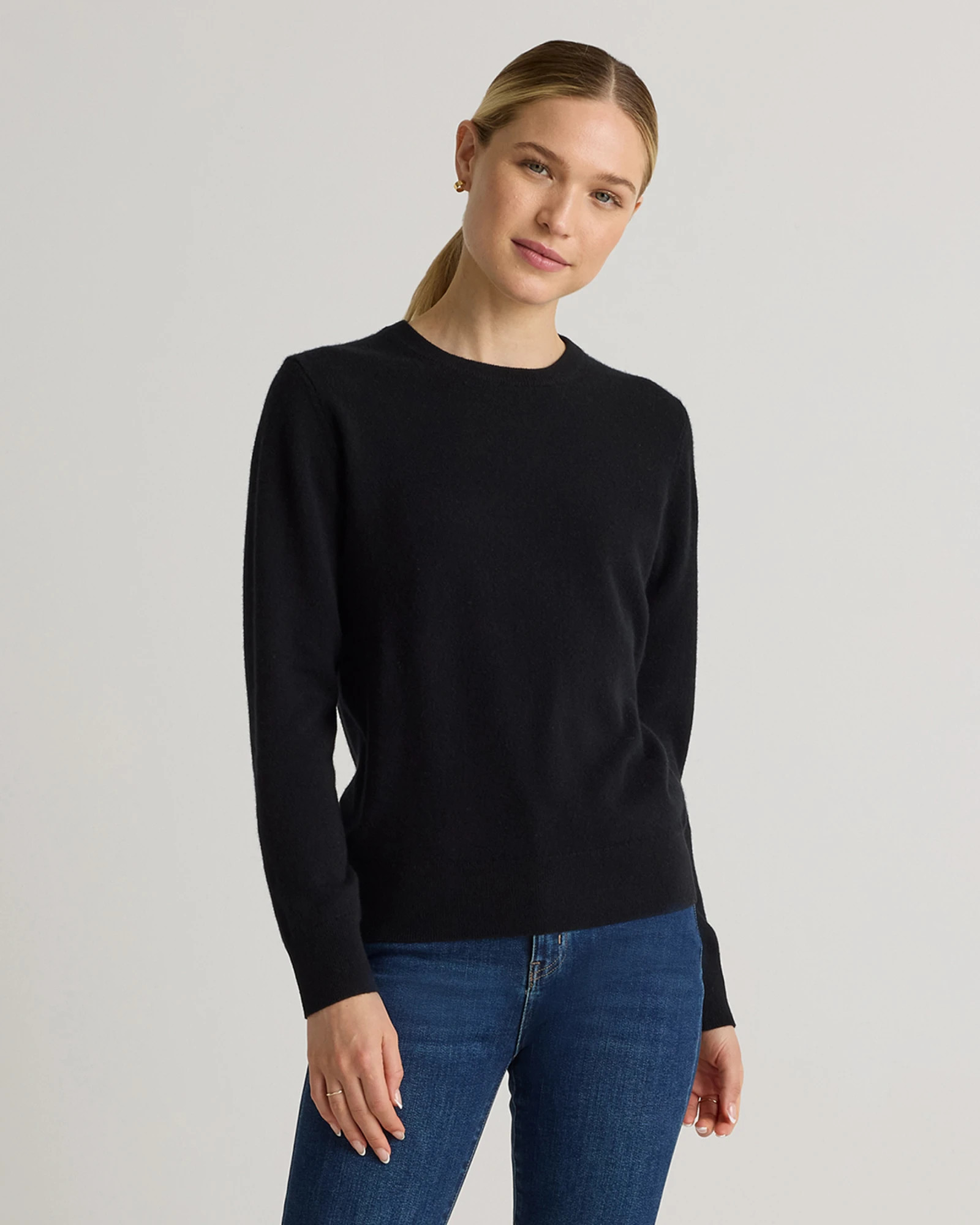 Mongolian Cashmere Crewneck Sweater in Black | Quince
