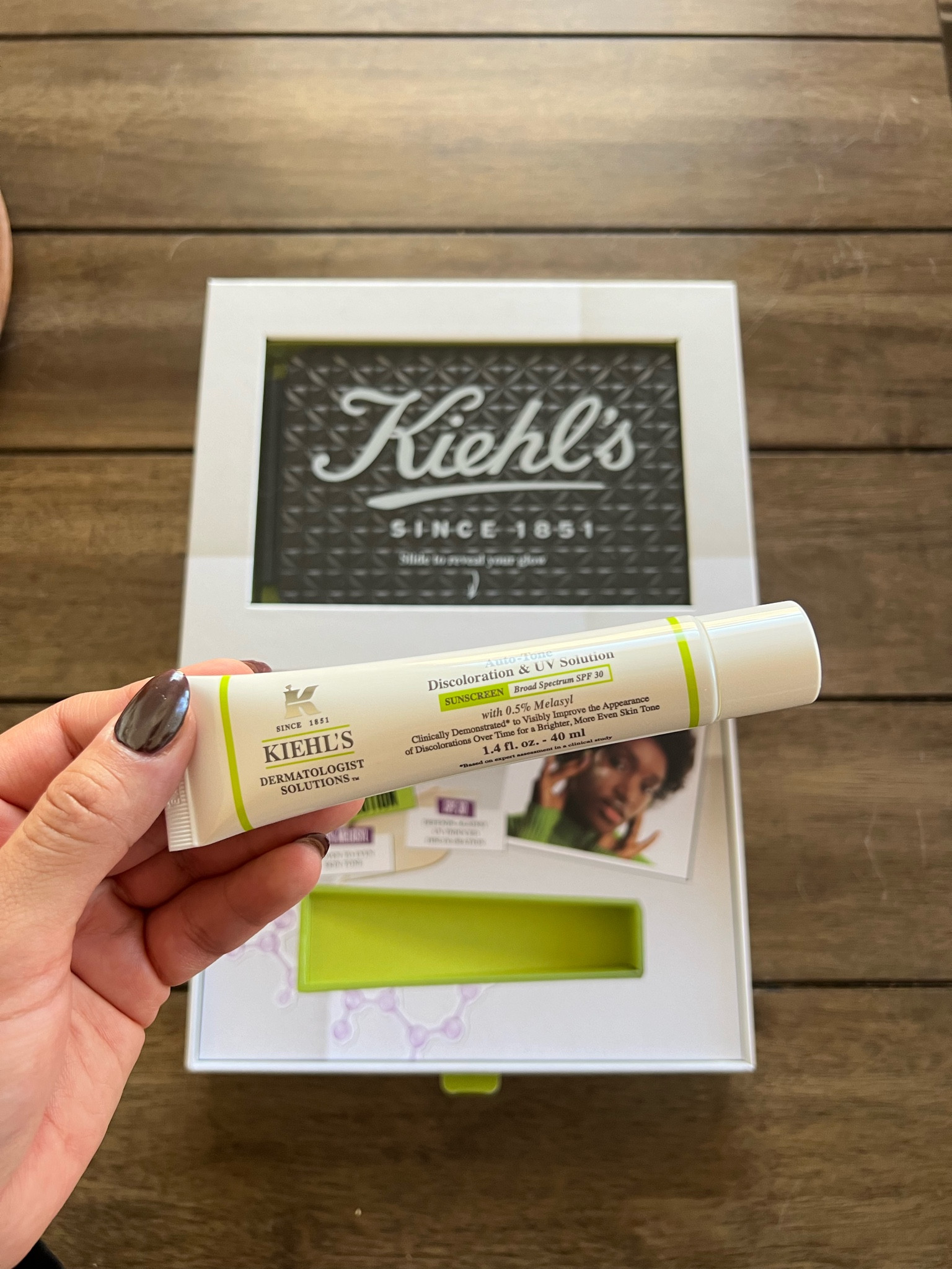 New skin care ✨ Auto-Tone Skin Discoloration Treatment with SPF 30 🧖🏼‍♀️☀️

#LTKFindsUnder50 #LTKBeauty