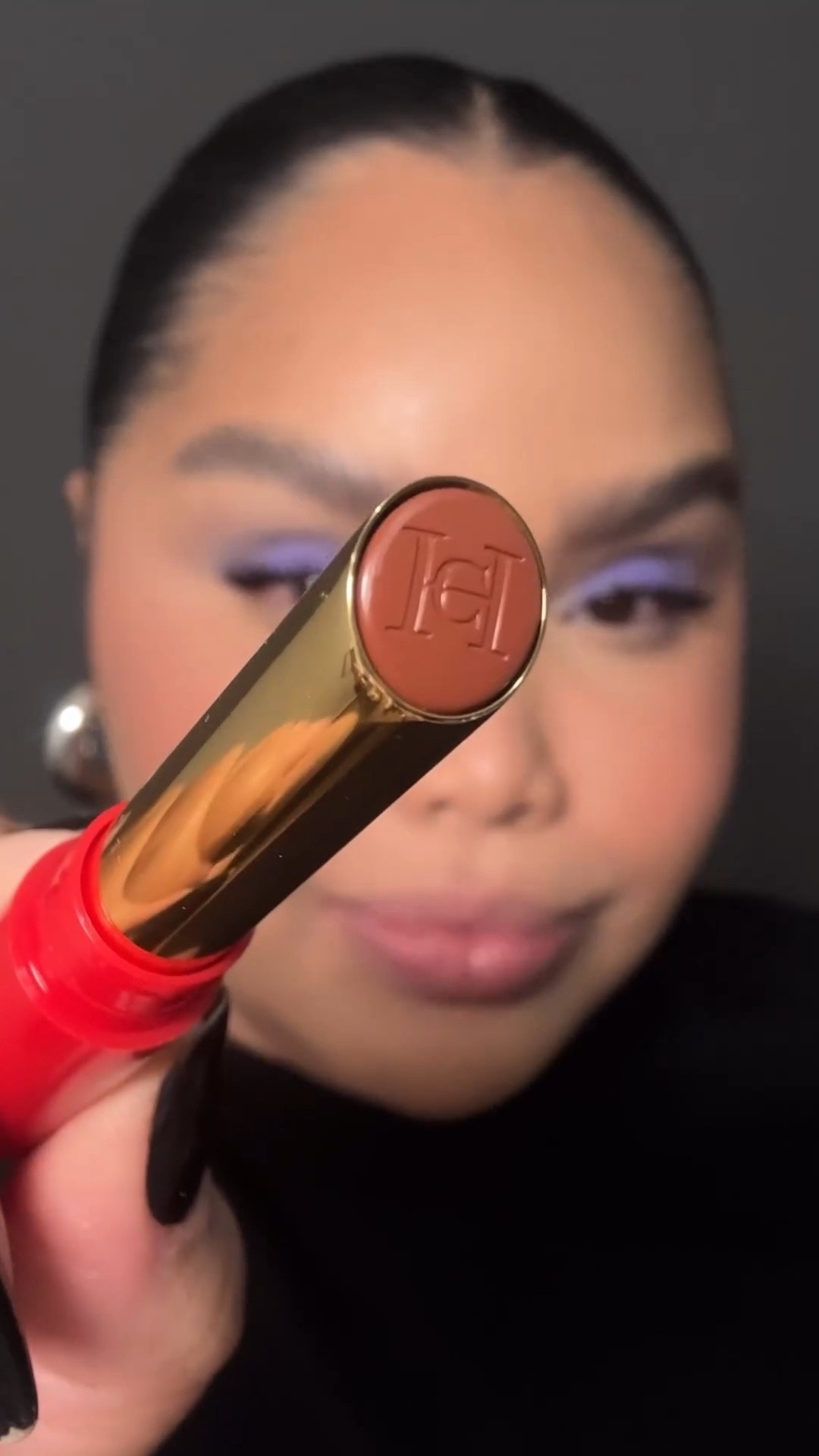 Good Girl Maxi Glaze 841 Carolina Herrera 🤎🔥

#LTKbrasil #LTKbeauty