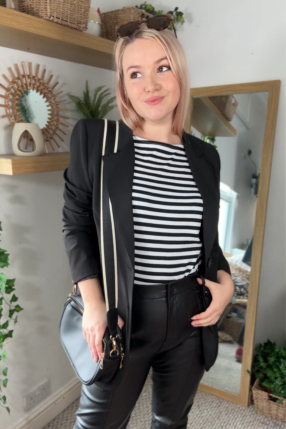 Leather trousers for daytime

#LTKfindsunder50 #LTKmidsize