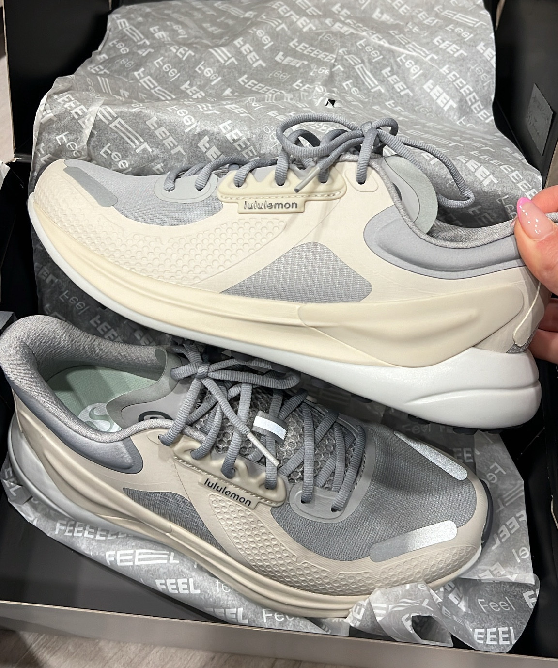 Lululemon Sneakers 👟 