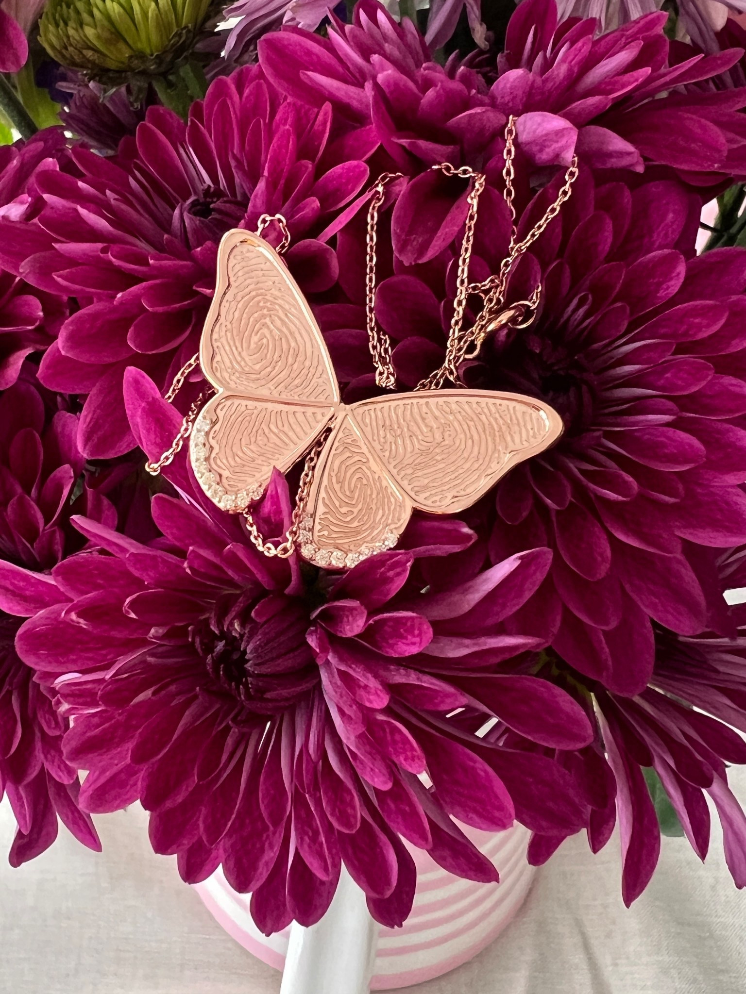 This necklace is the happiest keepsake! I love that I could fit all 4 kids on the butterfly (which was my fave shape)! There are several other styles with less fingerprint options! Besides rose gold, Options also come in gold and silver! 

This is a sweet gift and special memory! 

@Shop.LTK, #liketkit, #liketk.it/xx

#LTKGiftGuide #LTKBeauty #LTKFamily