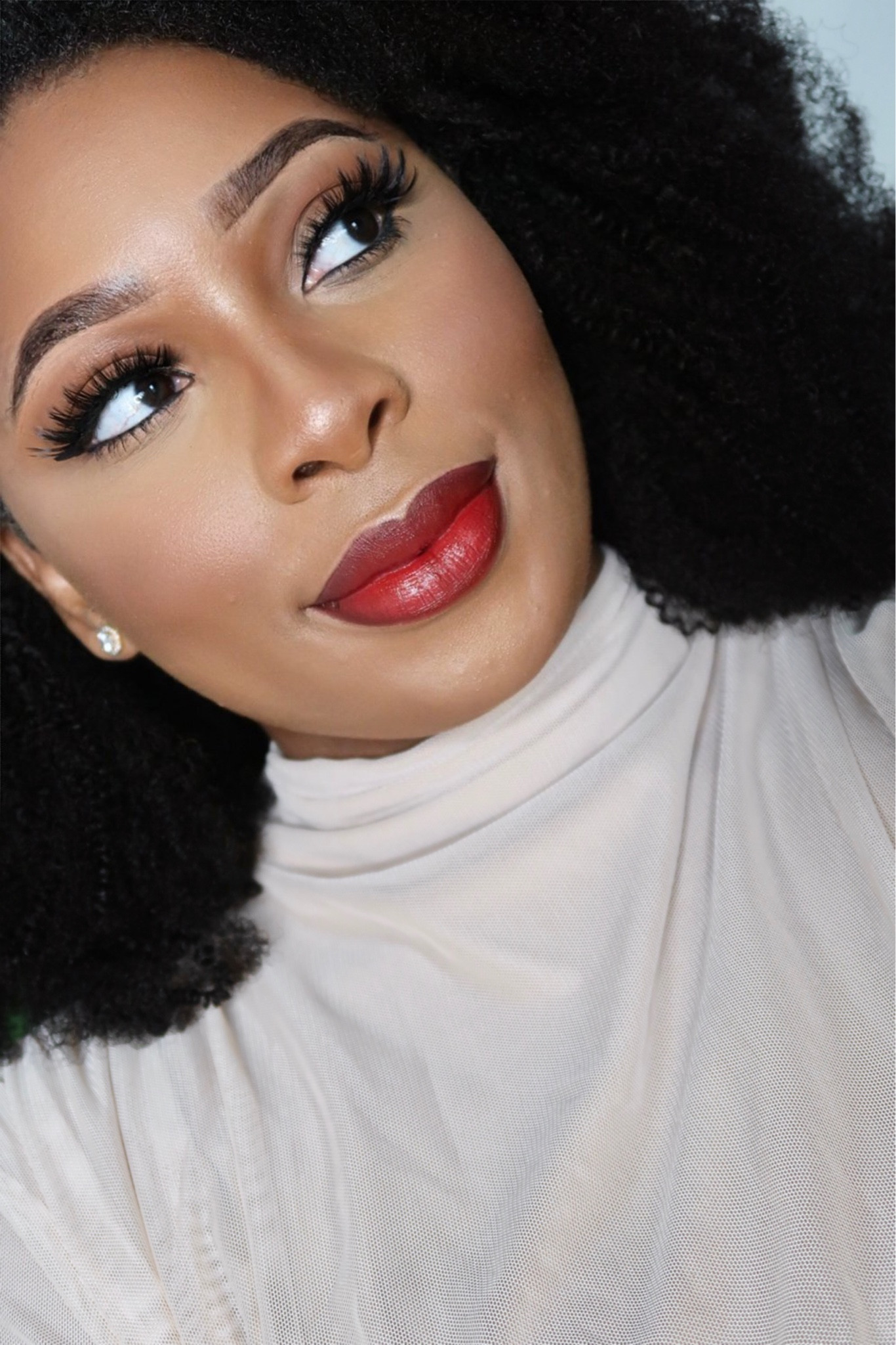 I may have found the perfect lipstick combination for the holidays! 🤯💄

#LTKbeauty #LTKFind #LTKHoliday