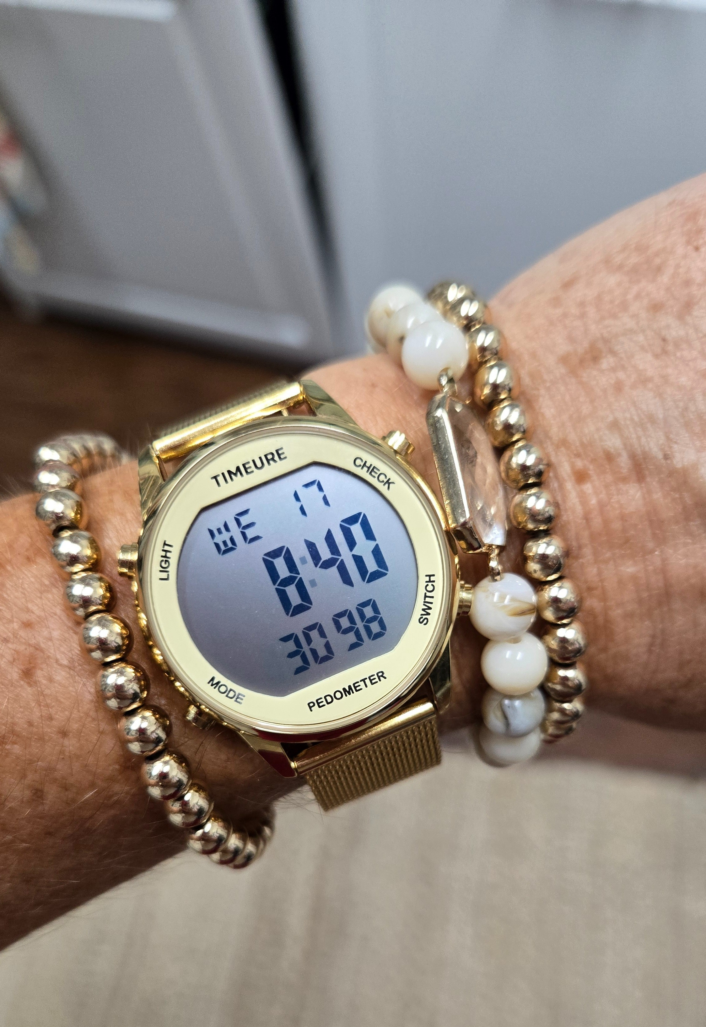 A VERY affordable option when you want to count your steps AND look chic AF ✨️ 

#LTKActive #LTKStyleTip #LTKFindsUnder50
