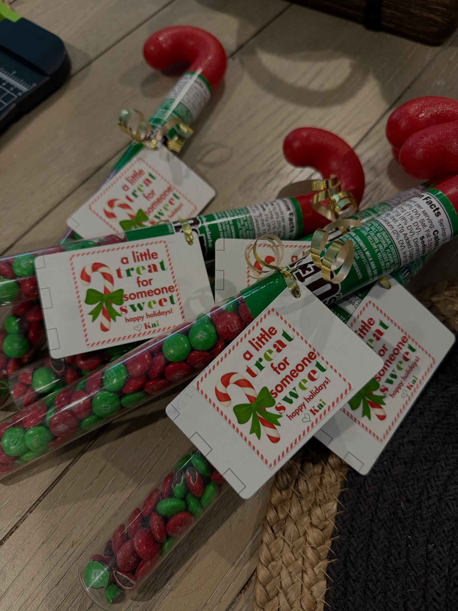 Teacher holiday gifts 

#LTKHoliday #LTKKids #LTKGiftGuide