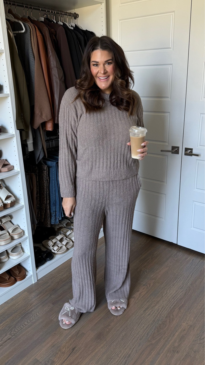 Already ordered this set in chocolate brown too! My jaw hit the FLOOR when I felt this and put it on my body. Only $36 for both pieces and feels IDENTICAL to the $198 Barefoot Dreams lounge set. The quality is insane!

Size: Largee

millennial fashion, mom style, leggings outfit, walmart fashion, midsize style, midsize mom style, updating my wardrobe, trendy style, cozy style, school pickup outfit

#LTKSeasonal #LTKMidsize #LTKFindsUnder50