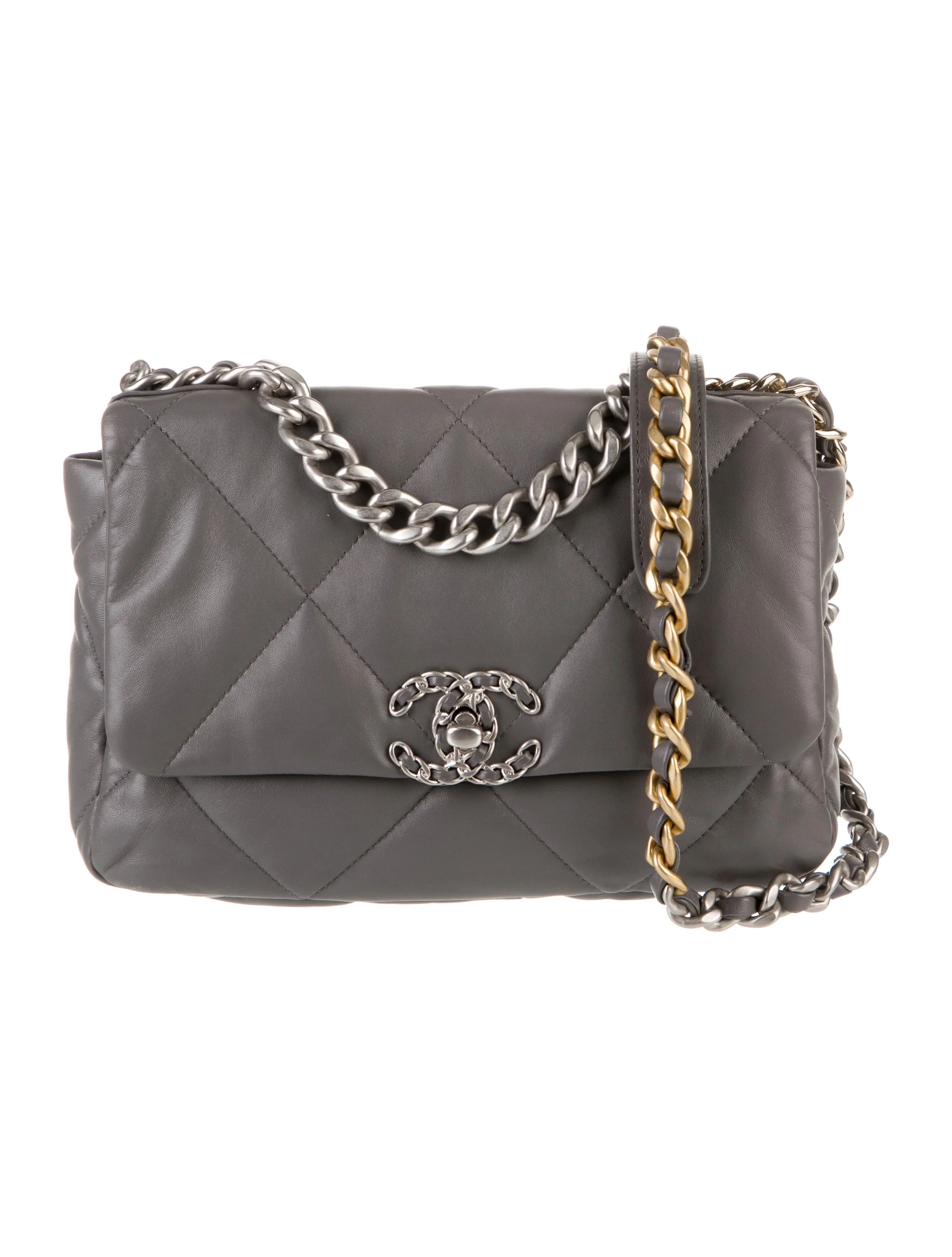 Chanel Shoulder Bag | The RealReal
