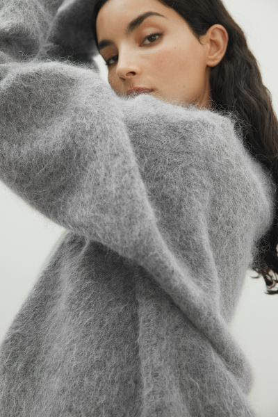 Oversized mohair-blend jumper | H&M (UK, MY, IN, SG, PH, TW, HK)