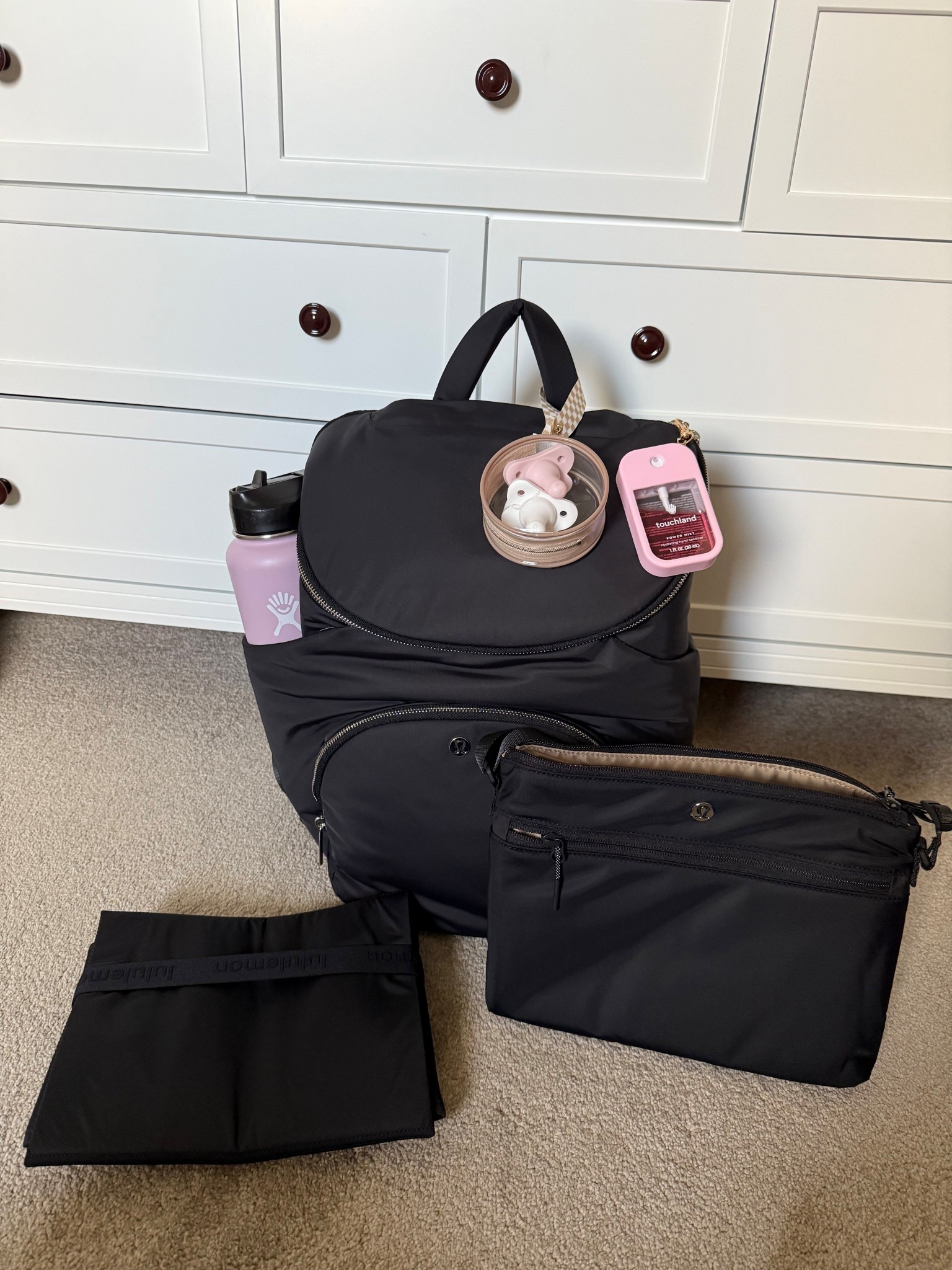 Lululemon diaper bag 🖤 #diaperbag #babyshowergiftideas

#LTKGiftGuide #LTKBaby #LTKmomlife