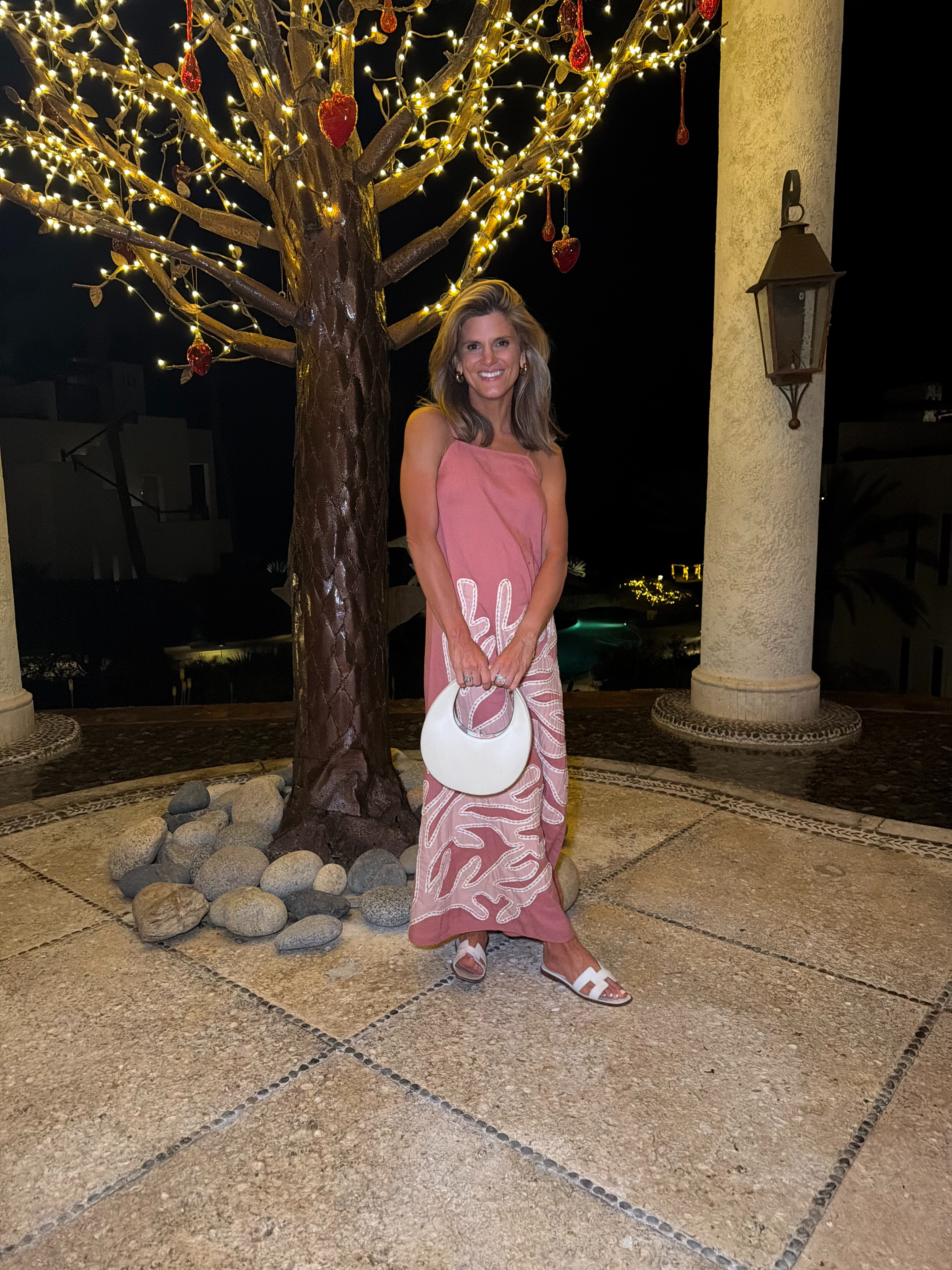 Tuckernuck coral dress (wearing XS) 

 