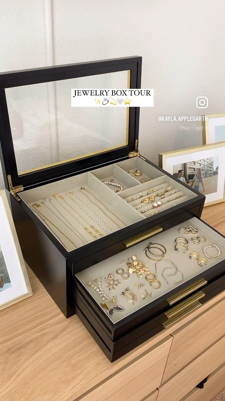 pottery barn jewelry box, jewelry box tour, gold jewelry

#LTKhome