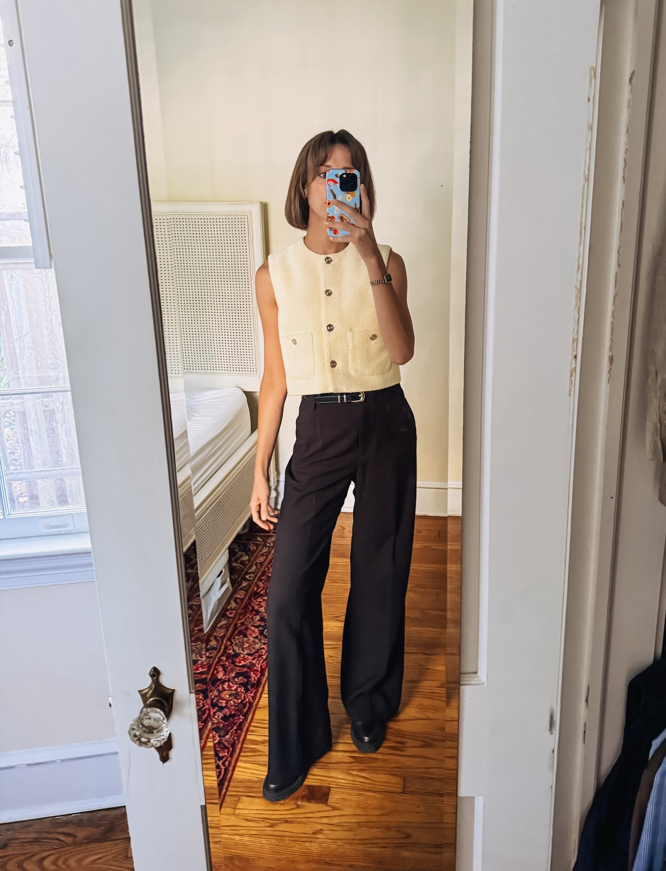 This cropped vest top is so good & on sale!