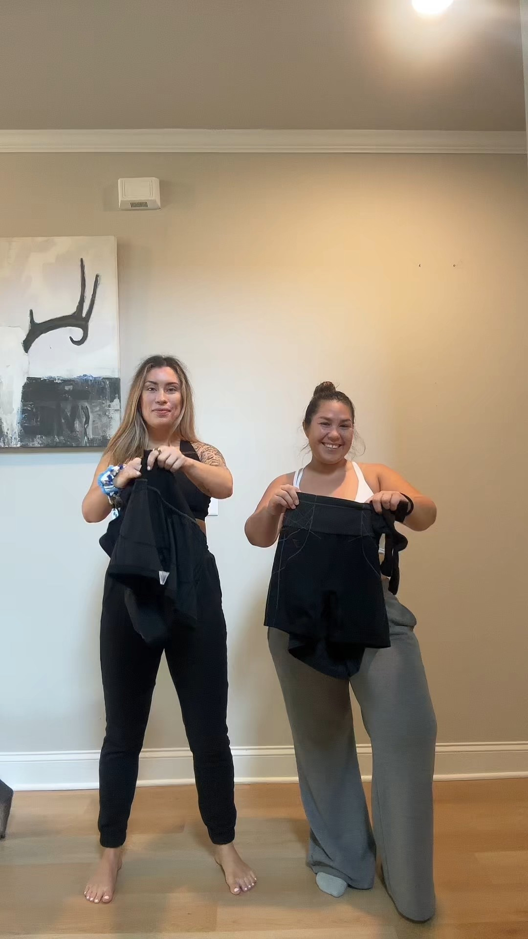 This gym fit had us feeling like warrior ninja superheroes which is exactly what we needed for our first Hyrox competition 

#hyroxoutfit #hyroxfit #gymshark  

#LTKMidsize #LTKFindsUnder100 #LTKActive