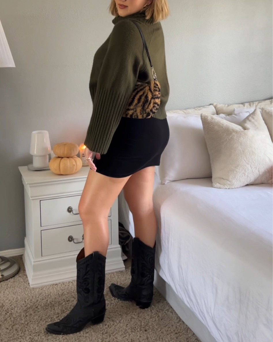 30 days of outfits day 30 🤎 

#LTKfindsunder50 #LTKfindsunder100 #LTKmidsize