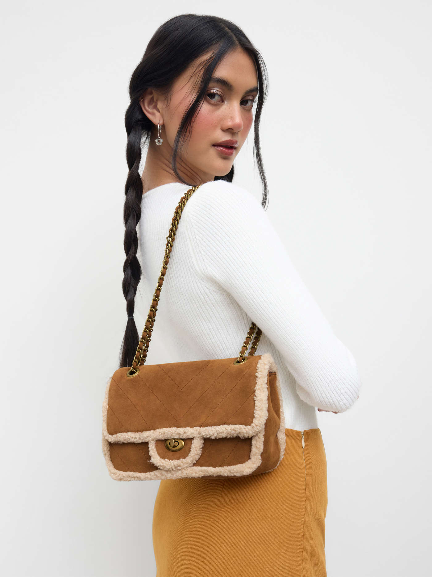 FUR-LOOK TRIM SUEDE SHOULDER BAG | Cider