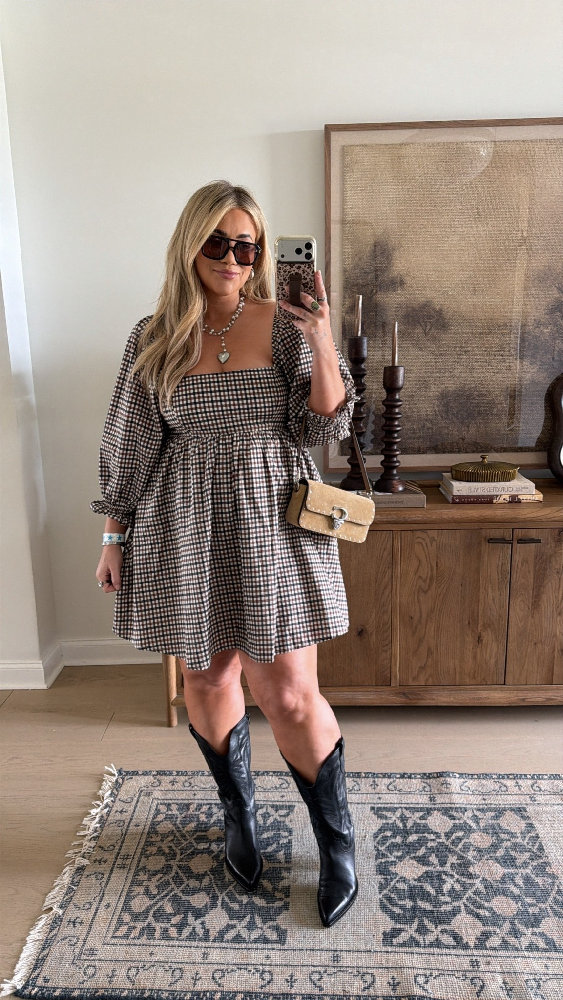 CMA Fest day 3🖤 
Dress — large