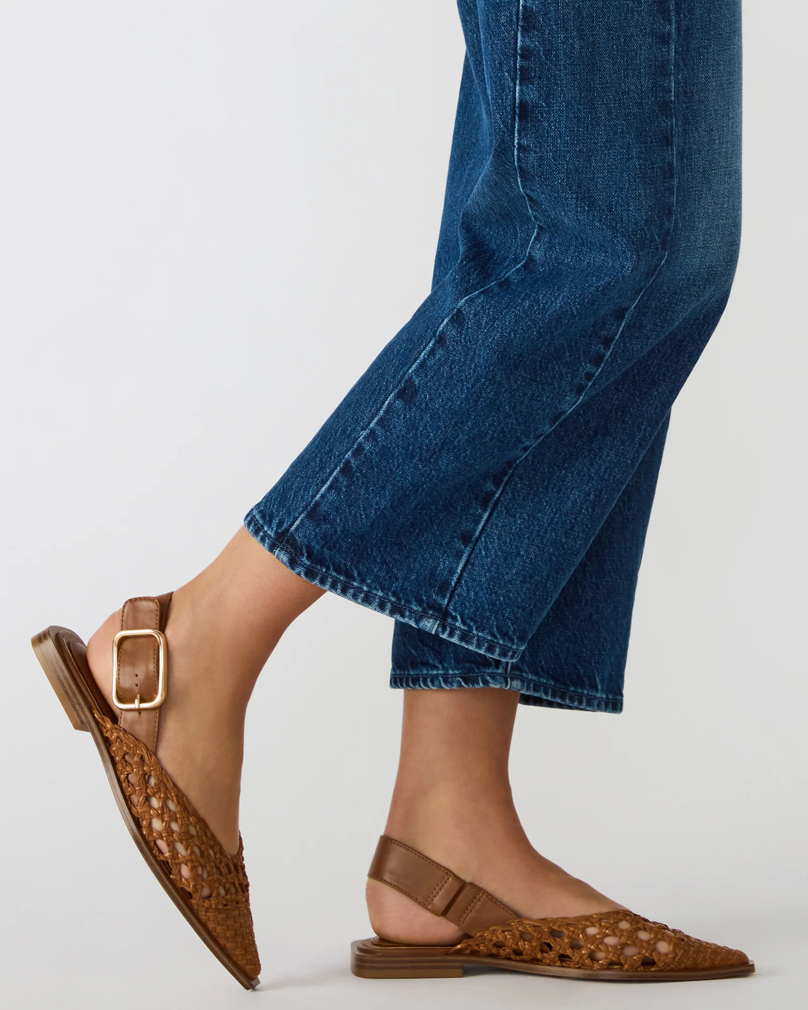 SHAY Woven Cognac Pointed-Toe Slingback Ballet Women's Flat | Steve Madden (US)