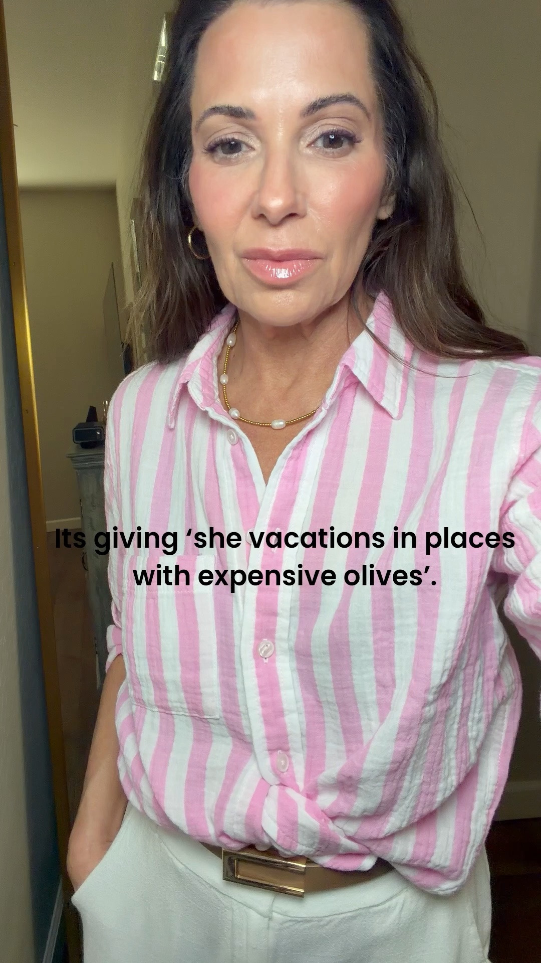 It’s giving “she vacations in places with expensive olives.”

Easy, lightweight, and polished without trying too hard.

@jcrew