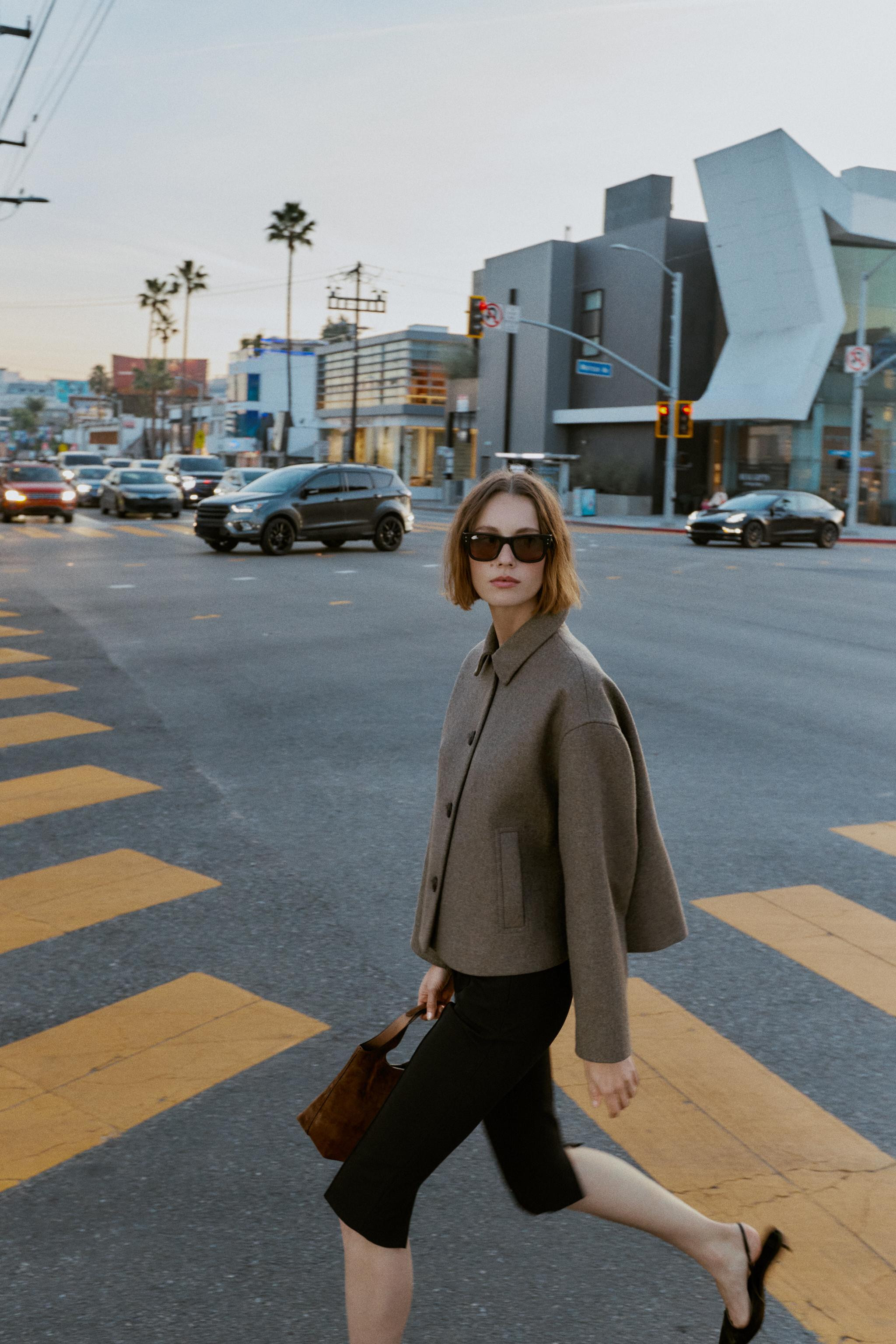 FITTED LONG BERMUDA SHORTS | Zara UK