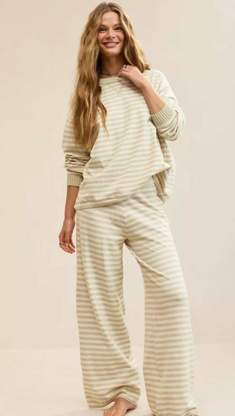 I love a good lounge set!!!😍 adding this one to my cart!

Loungewear, lounge set, aerie, cozy set, travel outfit 

#LTKSeasonal #LTKootd #LTKTravel