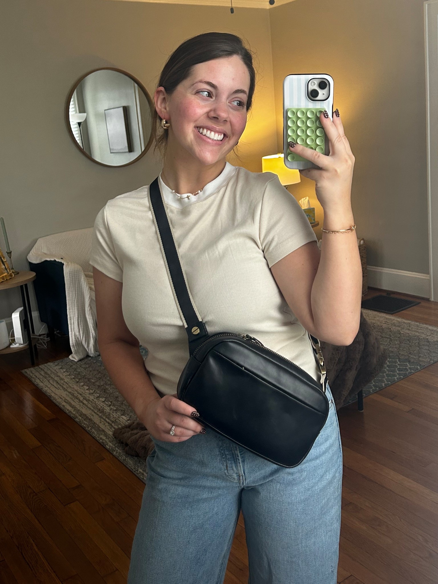  Casual comfy outfit 🤍 wearing a medium in the top and a size 8 in these old navy jeans! I’m 5’2 and 141lbs for reference 🫶🏼

#LTKSummerEdit #LTKSaleAlert #LTKStyleTip